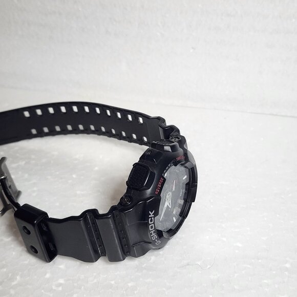 Casio G Shock Good shape black and analog - Picture 8 of 10